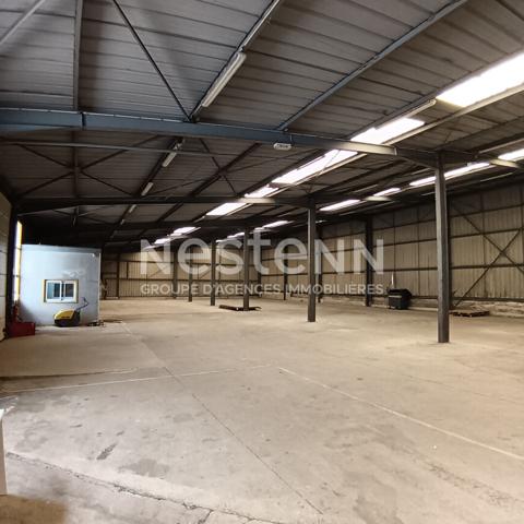 A vendre local d'activité Theix 1600 m2