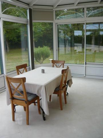 Superbe maison de campagne de 223 m², 5667 m² de terrain, vues dégagées, au calme