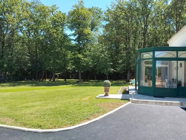 Superbe maison de campagne de 223 m², 5667 m² de terrain, vues dégagées, au calme