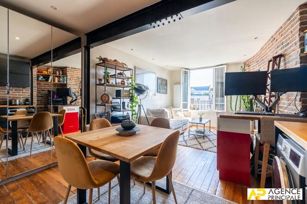 Appartement 2 pièce(s) €335 000 ** - Référence 4652