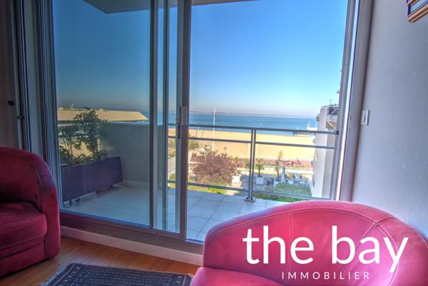 Arcachon (33120) Arcachon centre appartement T3 Traversant 1ère ligne vue bassin