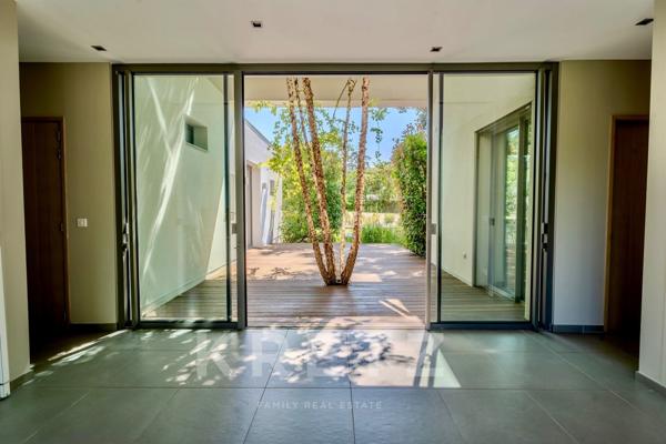 Une œuvre architecturale entre ciel, terre et nature