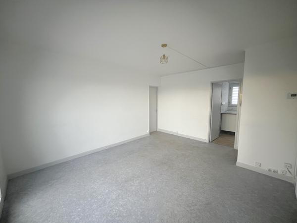 Appartement 3 pièce(s) 2 chambre(s) 48.79 m²
