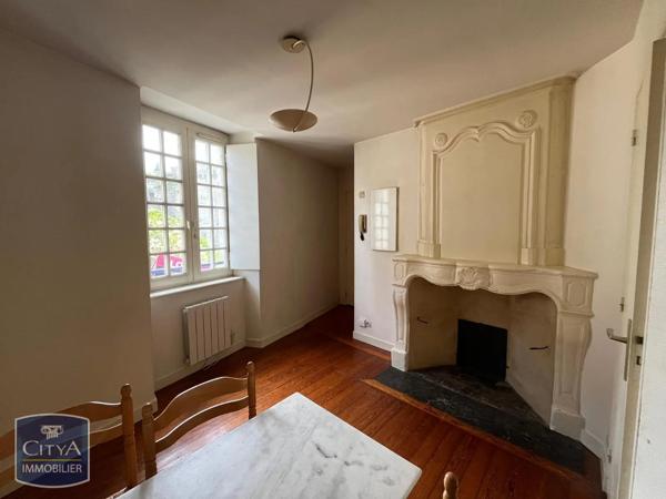 Appartement à louer 2 pièces 28.2m² Laval (53000)