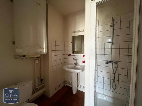 Appartement à louer 2 pièces 28.2m² Laval (53000)