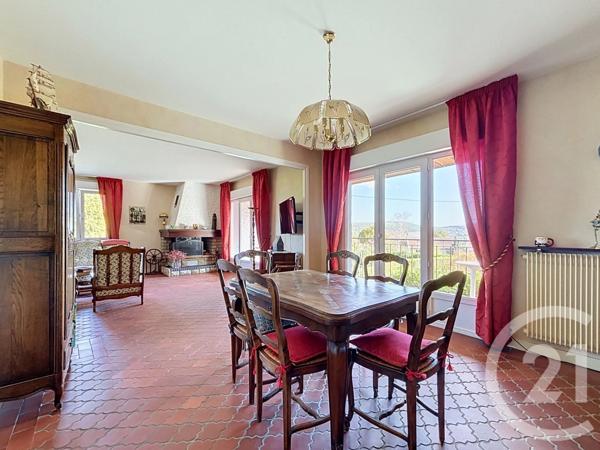 Maison à vendre  7 pièces - 165,18 m 2   SAYAT  - 63