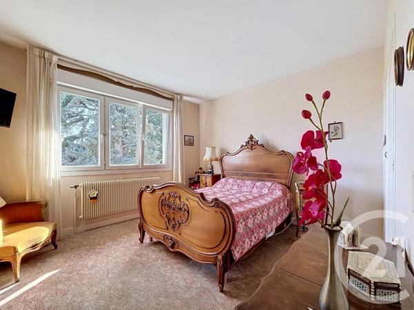 Maison à vendre  7 pièces - 165,18 m 2   SAYAT  - 63