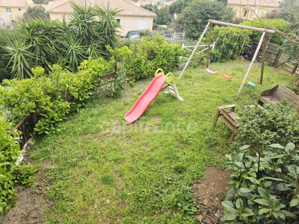 Vue mer – Villa d’architecte avec piscine – 6 pièces – Hauteurs de Biguglia