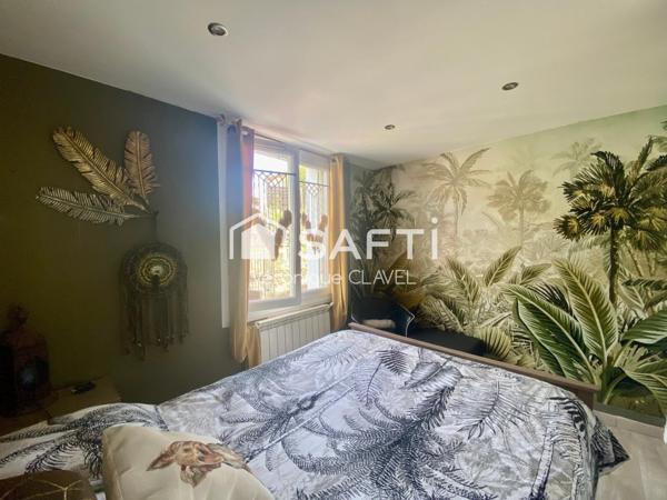 Bel appartement  de 98m2 avec la véranda, piscine, jardin privatif et  garage