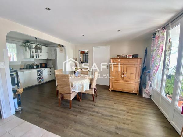 Bel appartement  de 98m2 avec la véranda, piscine, jardin privatif et  garage