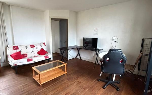 Appartement à louer    1 pièce • 24,58 m2 La Rochelle