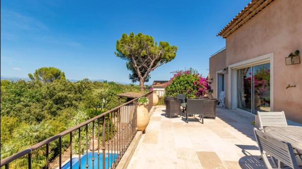 Villa 7 pièce(s) 295 m2, piscine, jardin, la Constance Antibes