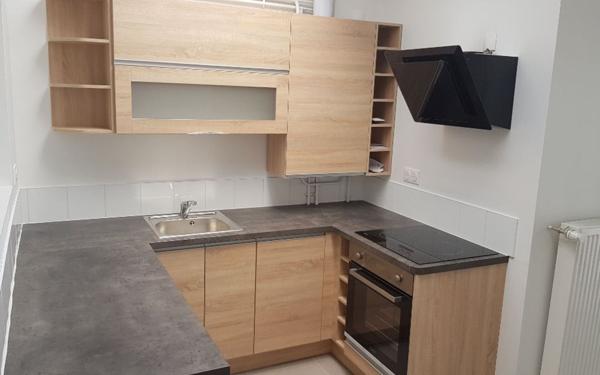 Maison à louer    3 pièces • 93 m2 Tourcoing