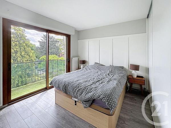 Appartement F5 à vendre  4 pièces - 92 m2 ORLEANS - 45