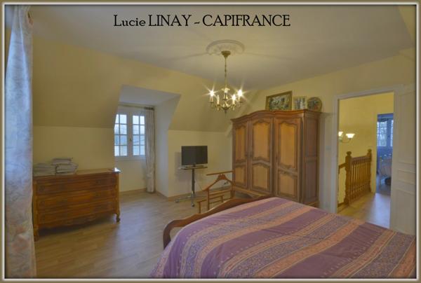 Proximité Laval, maison familiale en très bon état sur grand terrain