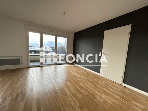 Location Appartement 2 pièces 42.4 m² - 3 RUE JEAN MOULIN Lens 62300