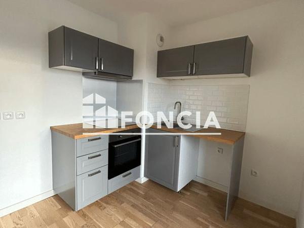 Location Appartement 2 pièces 42.4 m² - 3 RUE JEAN MOULIN Lens 62300