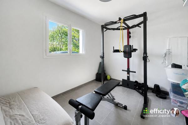 Maison
         6 pièces
        - 190 m² 829 900 € *
