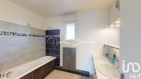 Appartement 4 pièces de 91 m² à Cavaillon (84300)