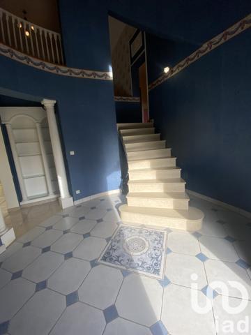 Maison à vendre 12 pièces 280 m² Compiègne