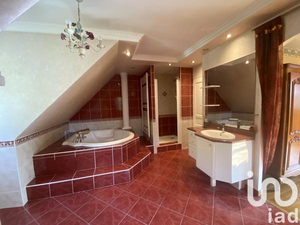 Maison à vendre 12 pièces 280 m² Compiègne