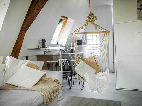 37500 CHINON Immeuble Chinon 8 pièce(s) 200 m2 - INVESTISSEMENT LOCATIF