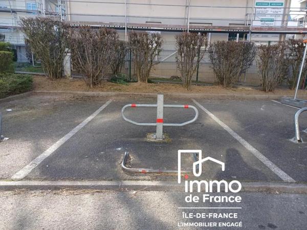 Parking / Box à vendre à Cergy (95800)