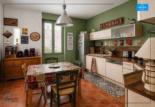 Maison de caractere 140m2, piscine , dependance attenante de 65 m², terrain 1000m2