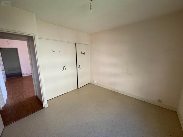 Appartement à rénover à vendre à Chalon-sur-Saône en Saône-et-Loire (71100), ref : RUE ALBERT CAMUS