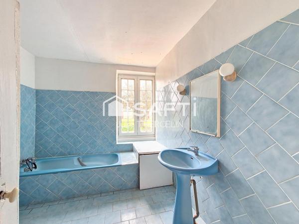 LONGERES  10 Pièces · 361 m² ·  Montliard (45340)