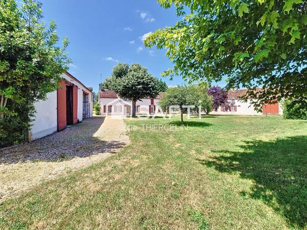 LONGERES  10 Pièces · 361 m² ·  Montliard (45340)
