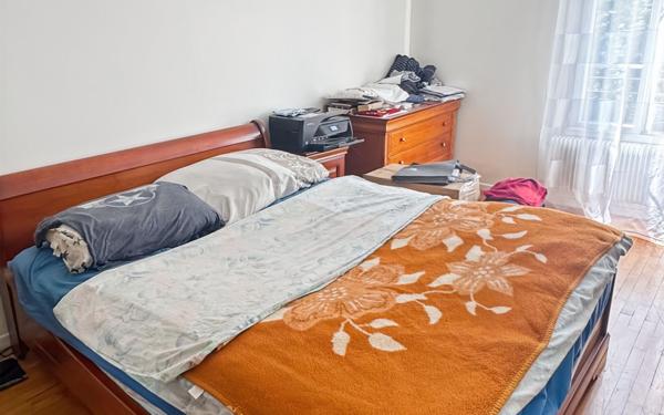 Maison à vendre    6 pièces • 115 m2 Saint-Denis