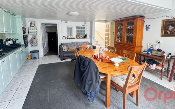 Maison à vendre    6 pièces • 115 m2 Saint-Denis