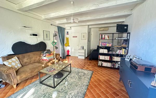 Maison à vendre    4 pièces •  Saint-Gilles