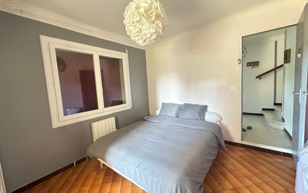Maison à vendre    4 pièces •  Saint-Gilles
