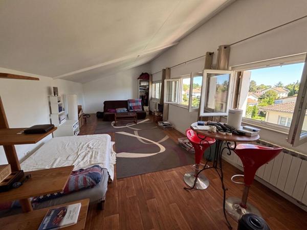 Cahors centre, immeuble comprenant deux appartements