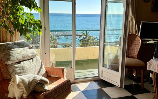 Appartement à vendre    3 pièces •  Cannes