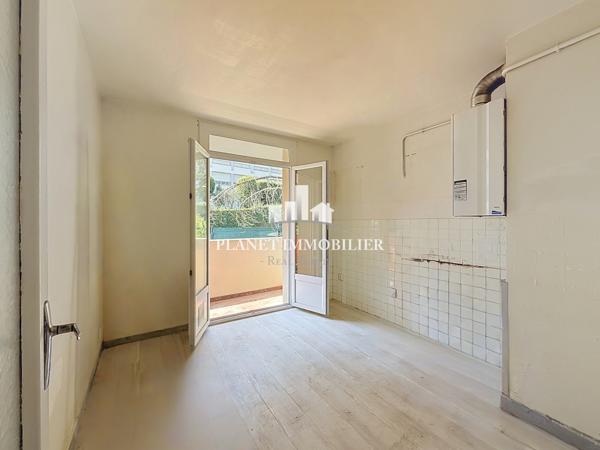 ANTIBES ROI SOLEIL APPARTEMENT 2 PIECES PARKING