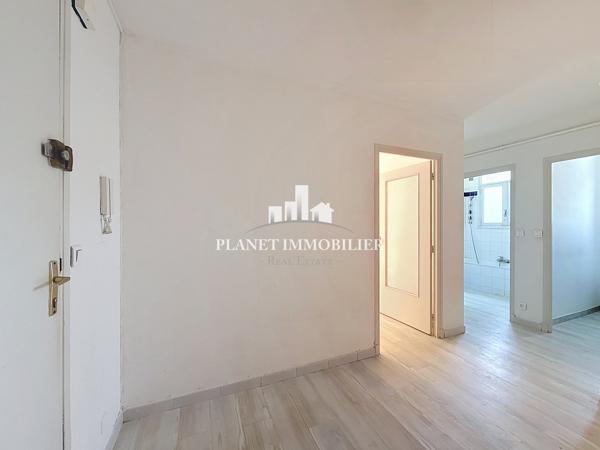ANTIBES ROI SOLEIL APPARTEMENT 2 PIECES PARKING