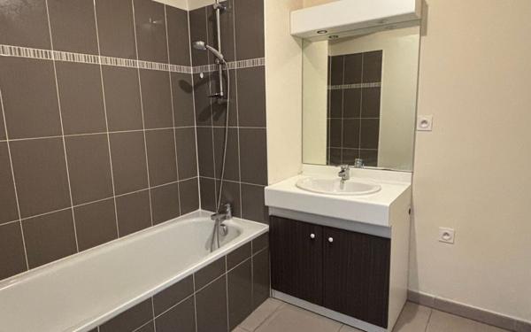 Appartement à louer    3 pièces • 60,91 m2 Le Teich