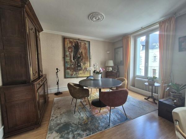 Appartement à vendre |  Néris-les-Bains |  6 pièces | 135 m²