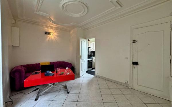 Appartement à vendre    2 pièces • 28,01 m2 Le Raincy