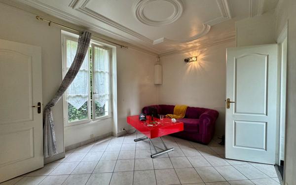 Appartement à vendre    2 pièces • 28,01 m2 Le Raincy