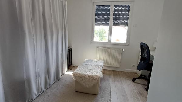 Maison Chenove 7 pièce(s) 142.30 m2