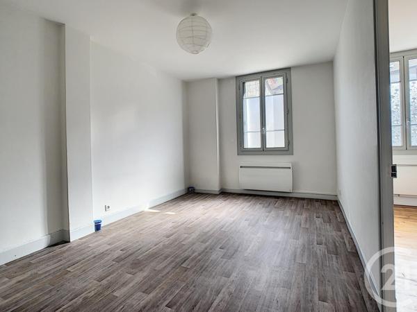 Immeuble à vendre  460 m2 CASTILLON EN COUSERANS - 09