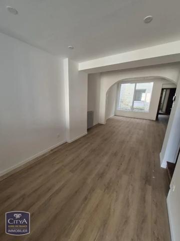 Appartement à louer 4 pièces 97.97m² Bruay-la-Buissière (62700)