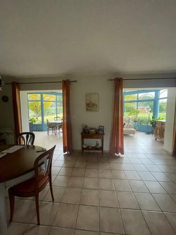 Maison - 7 pièces - 204 m²