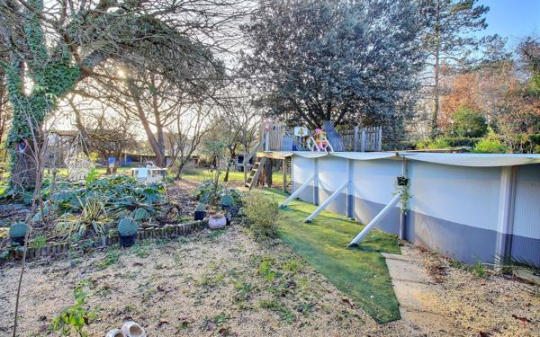 Maison à louer    4 pièces •  Labastide-Saint-Georges