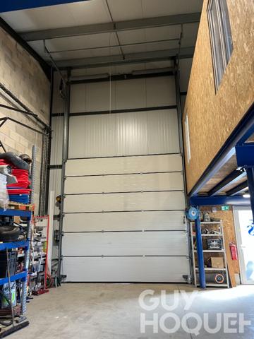 A VENDRE LOCAL D'ACTIVITE