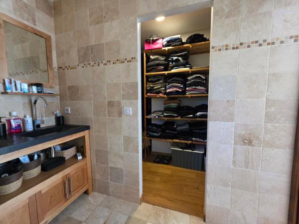 Maison 215 m2 avec piscine, 6 chambres